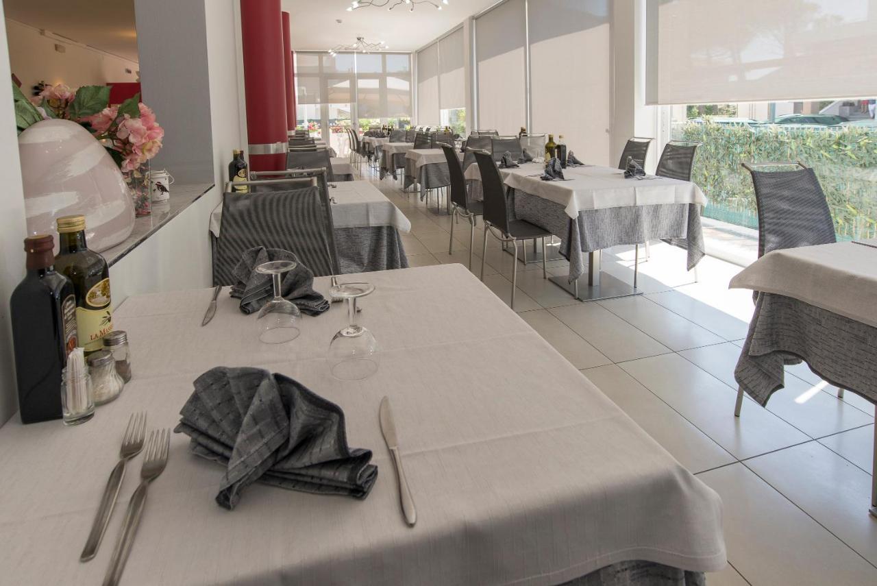 Hotel Atene ليدو دي يسولو المظهر الخارجي الصورة